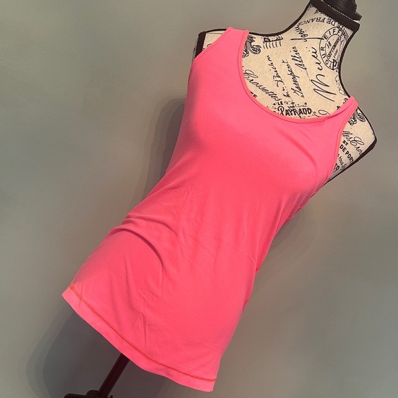 lululemon athletica Tops - Lululemon Size 6 Hot Pink Cool Racer back top